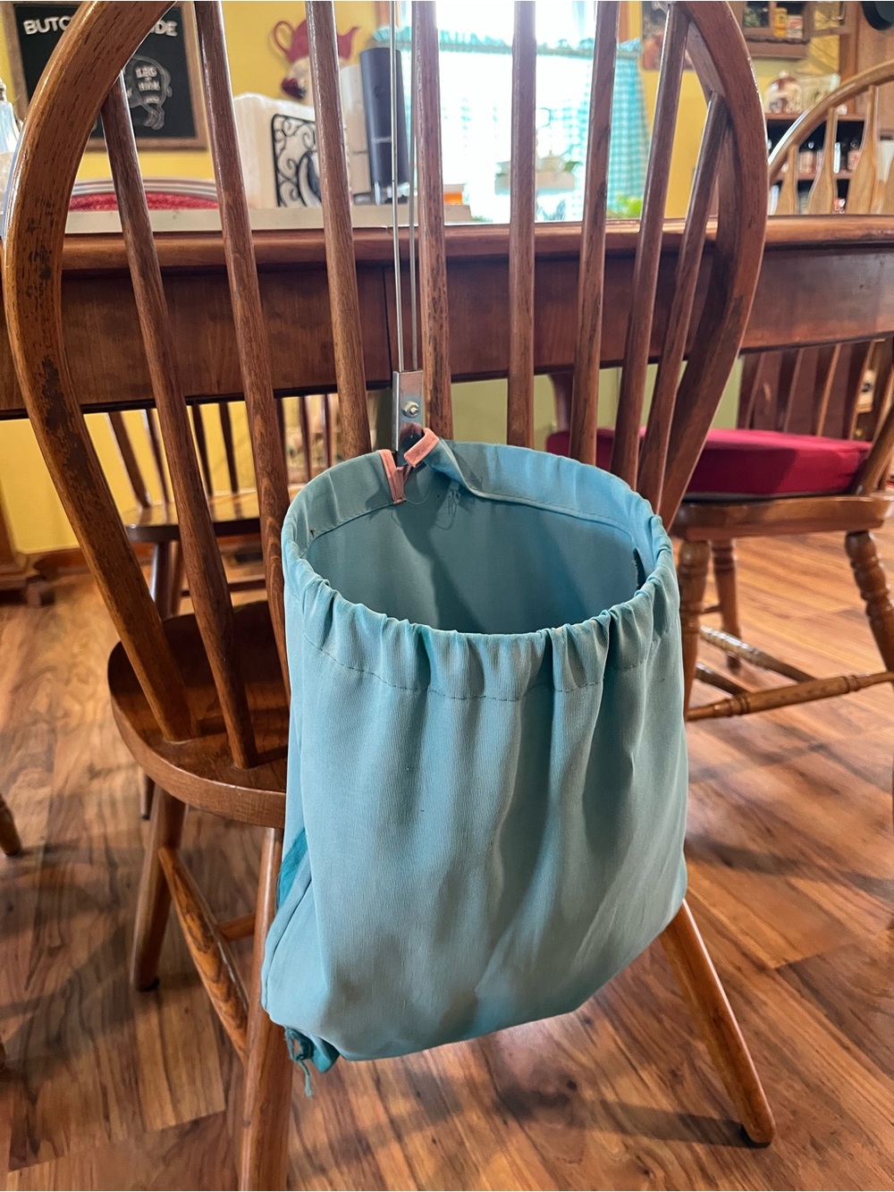 Vintage Clothes Pin Holder READ - Picture 12 of 12